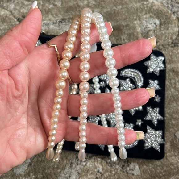 Anthropologie Set Of 3 Pearl Head Bands - Picture 3 of 5